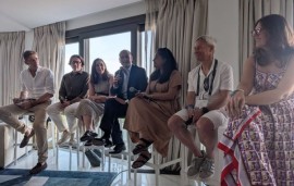    Influencing the influencers